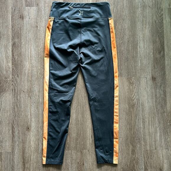 Orangetheory Fitness High-Waist Leggings Gray/Orange Stripe Size Medium - Picture 5 of 5